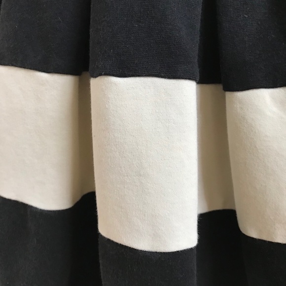 Girls size 7 dress black and cream - Picture 5 of 6